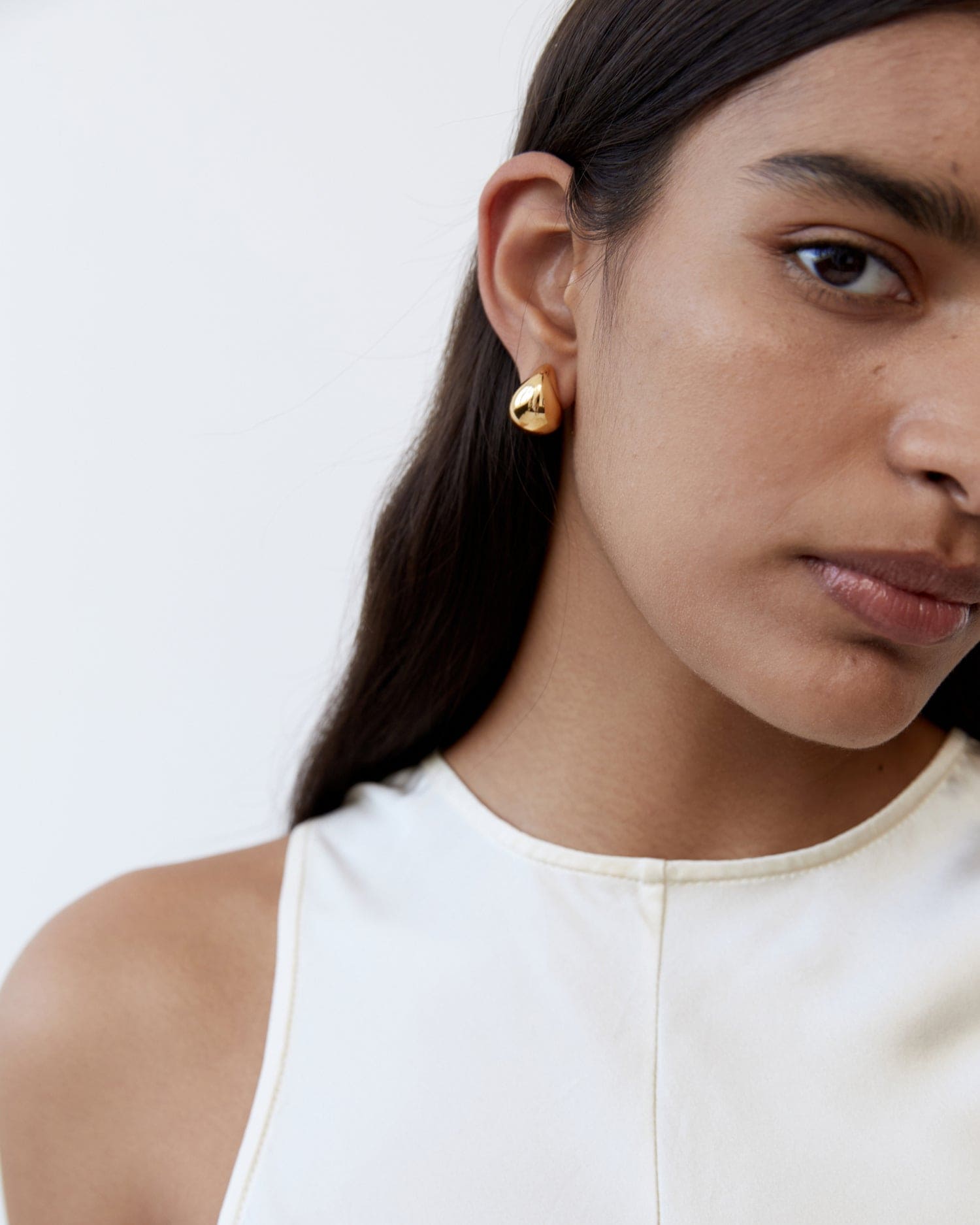 The Drop Earrings - Gold