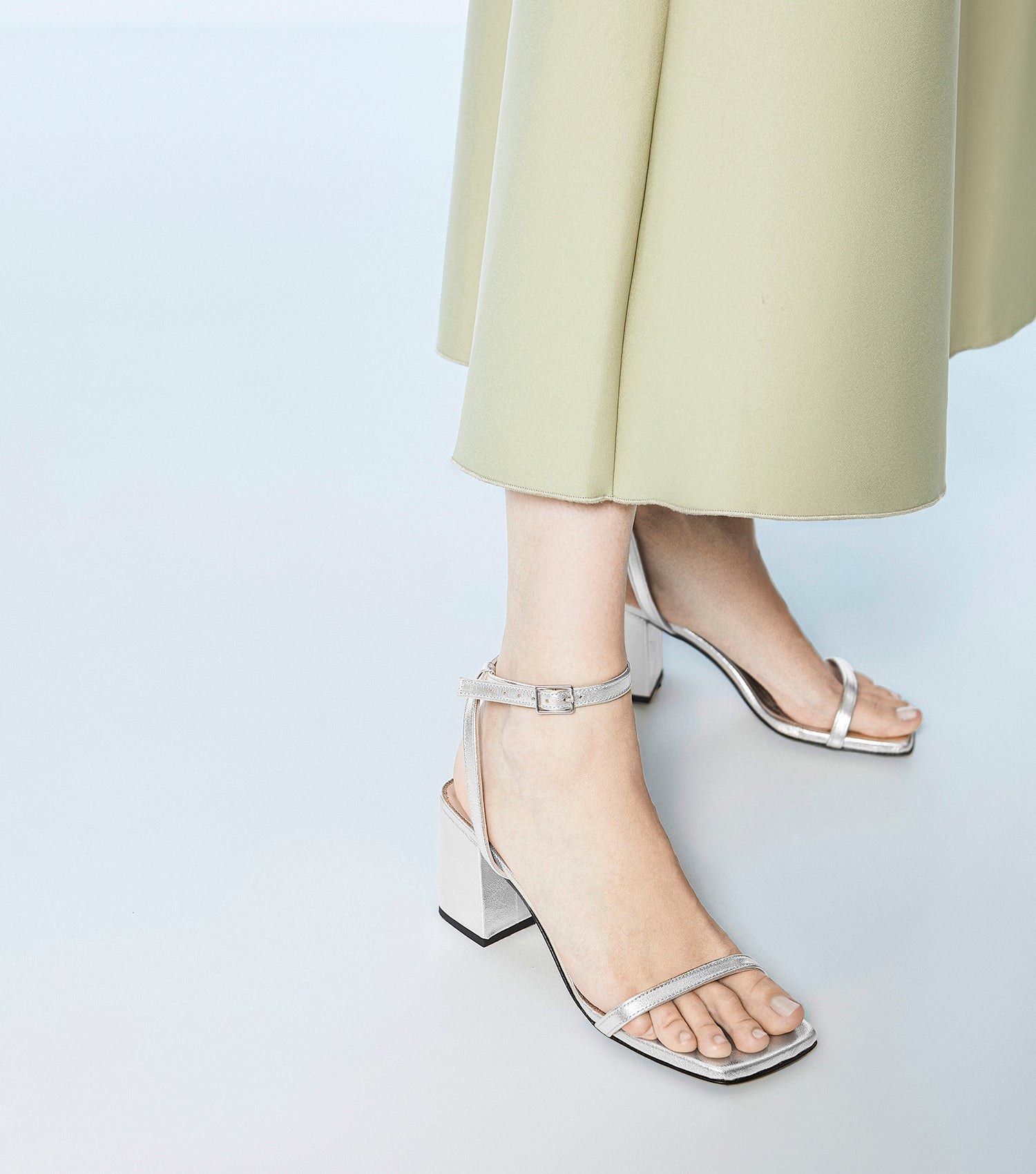 The Elevated Essential - Silver