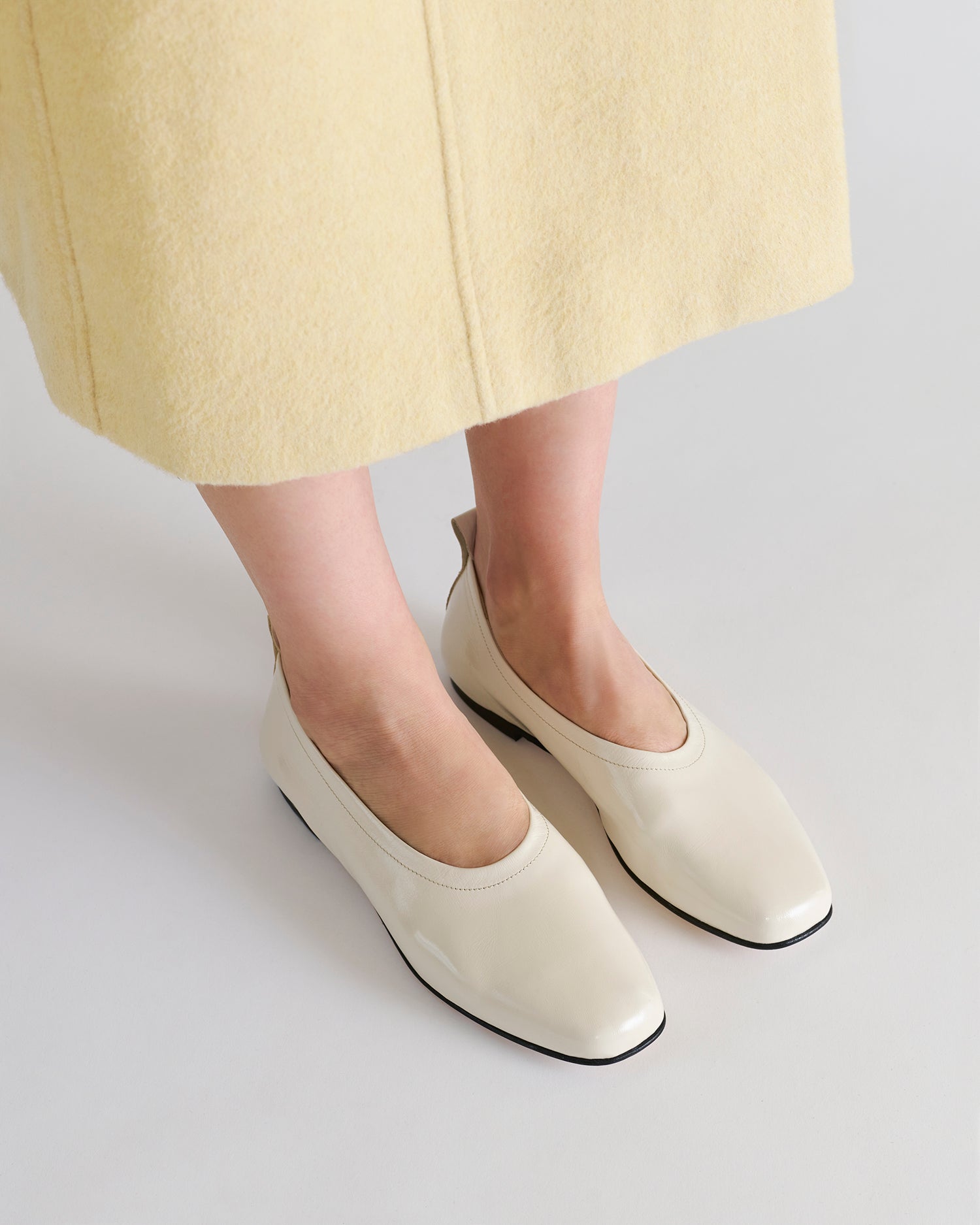 The Foundation Flat - Cream Patent