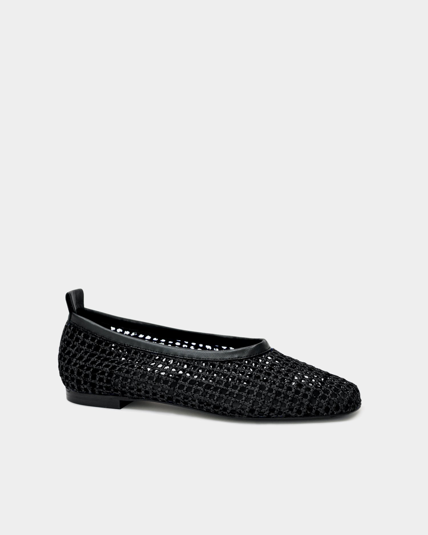 The Foundation Flat - Black Woven