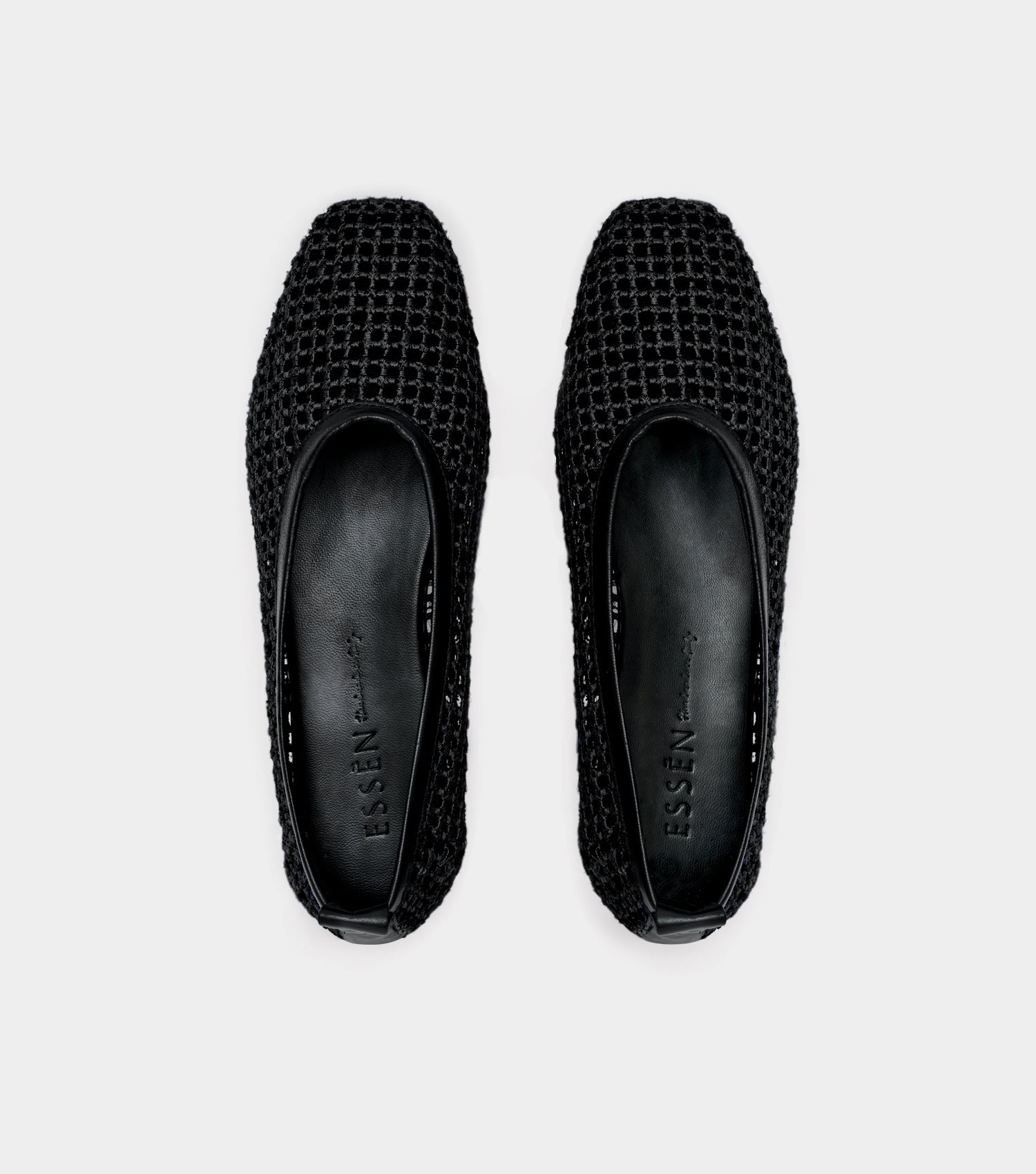 The Foundation Flat - Black Woven