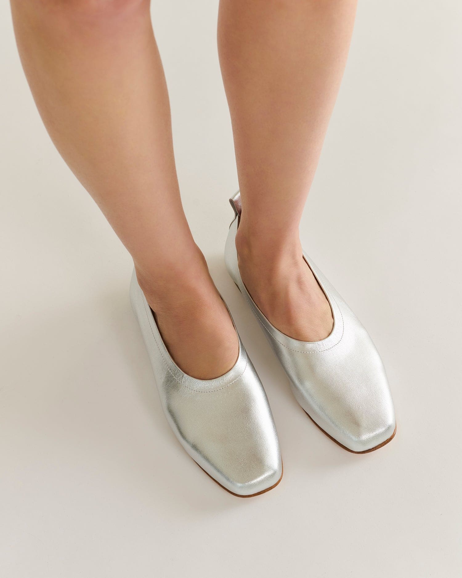 The Foundation Flat - Silver