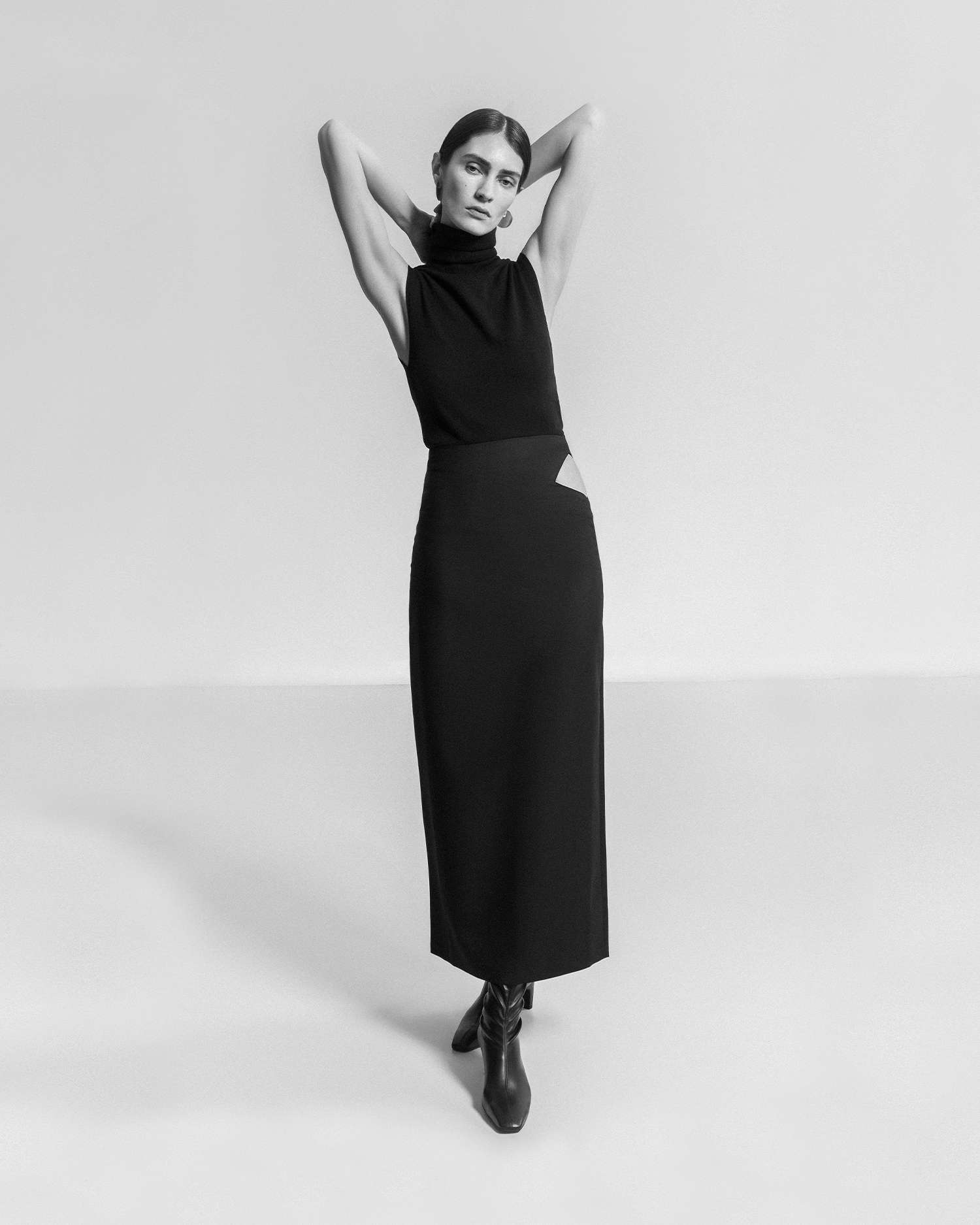 The Glove Boot - Black