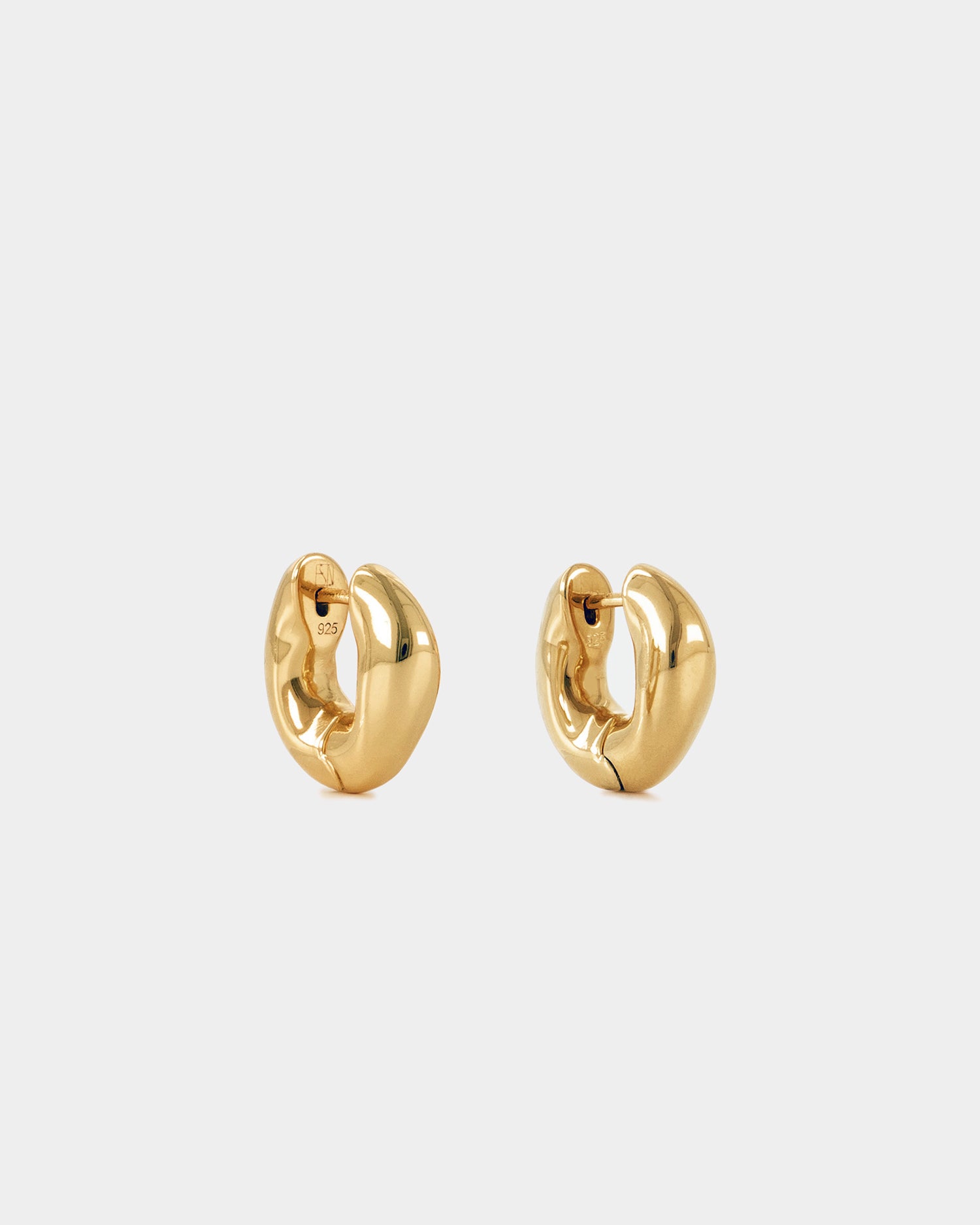 The Huggie Earrings - Gold