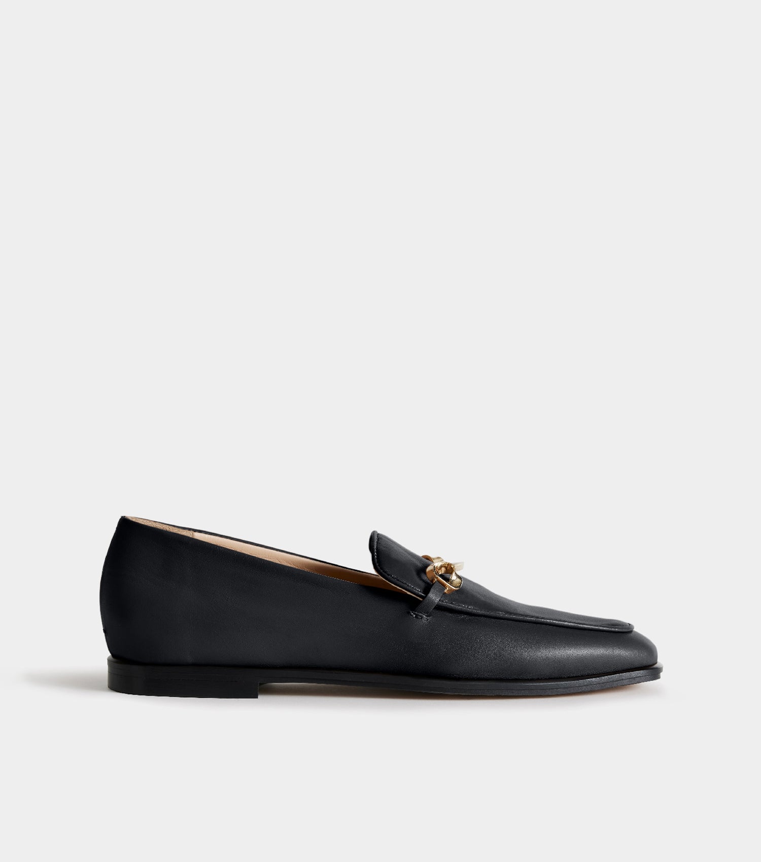 The Modern Moccasin | black with hardware