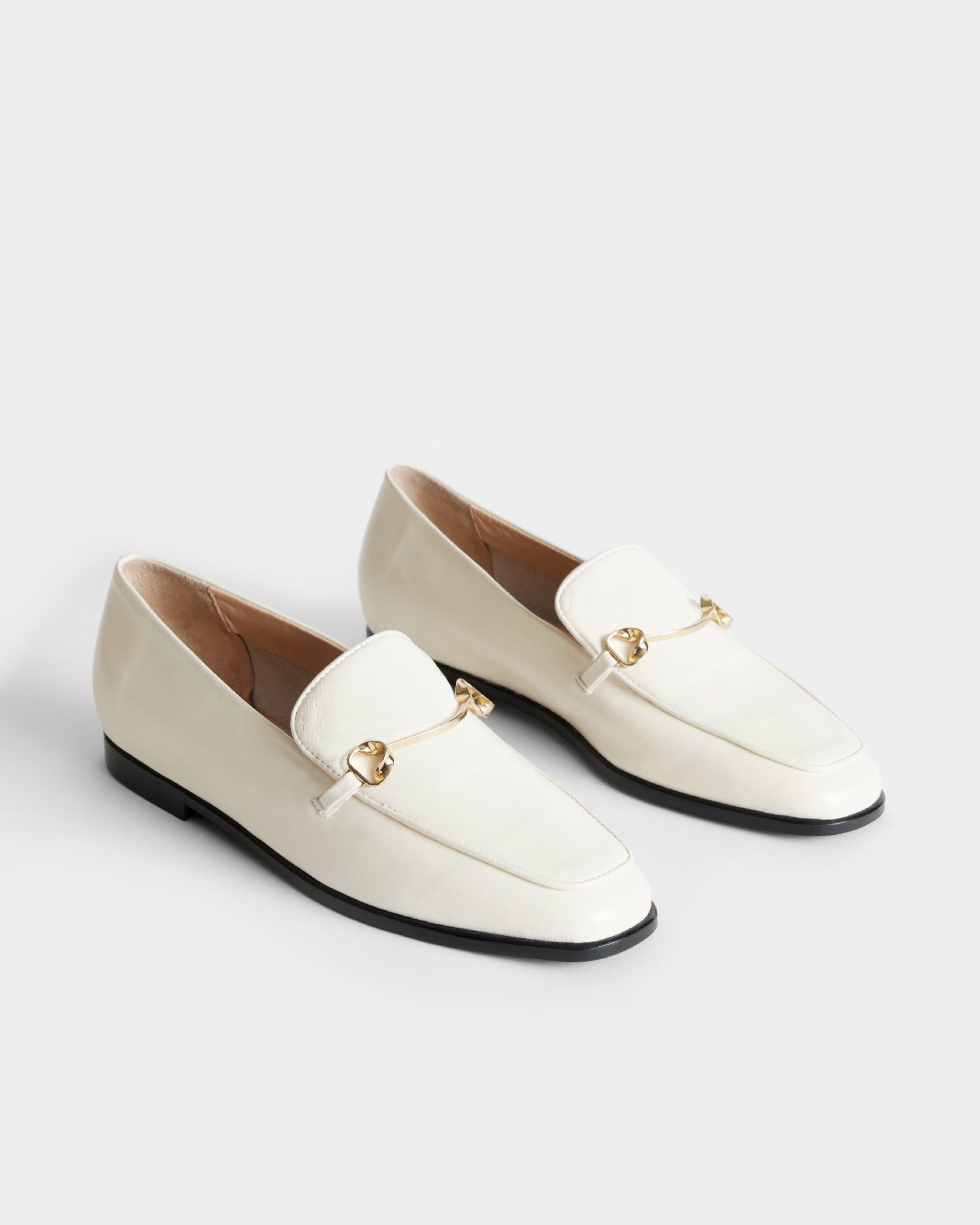 The Modern Moccasin - Butter with hardware