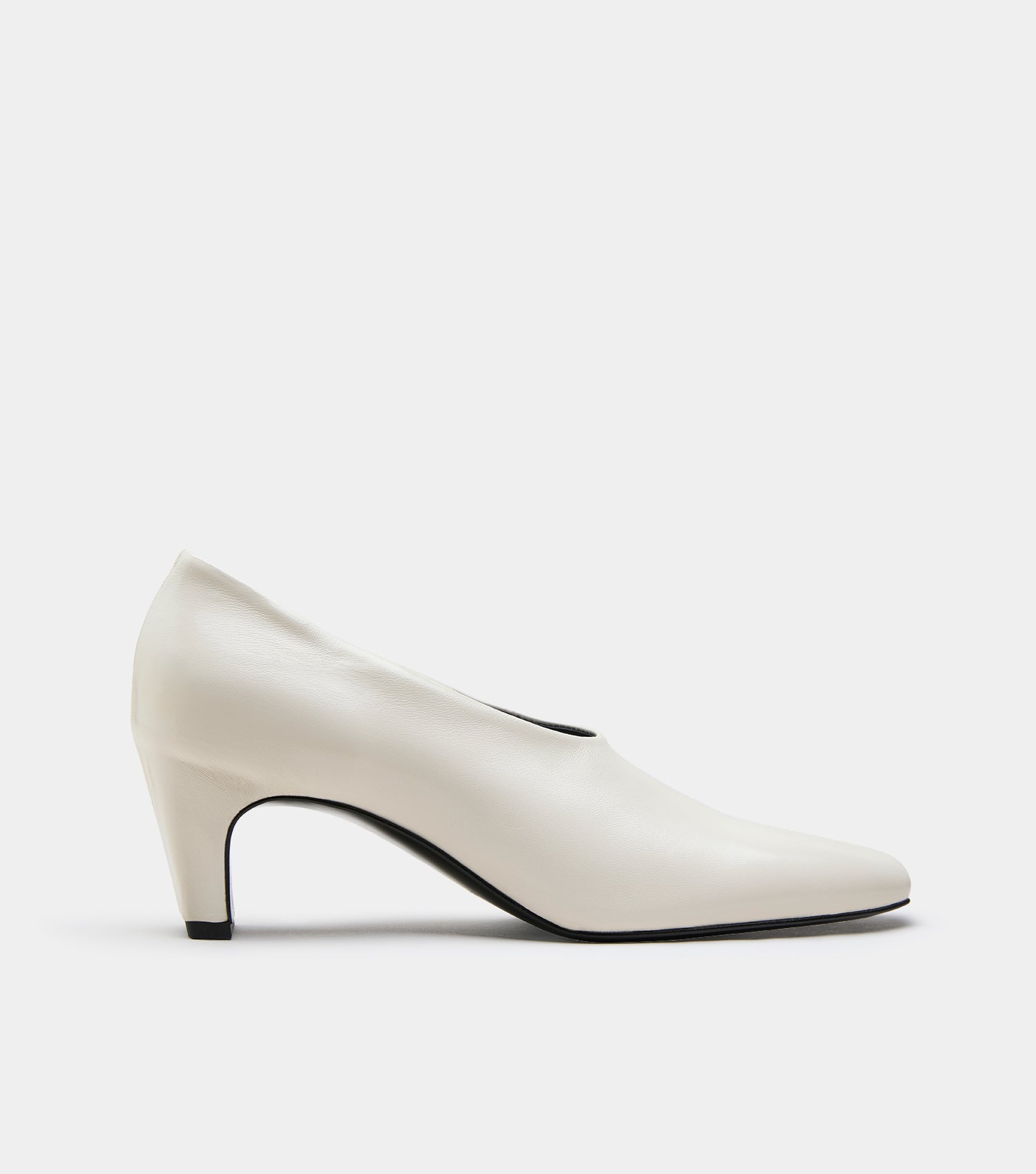 The Pump - Cream Patent
