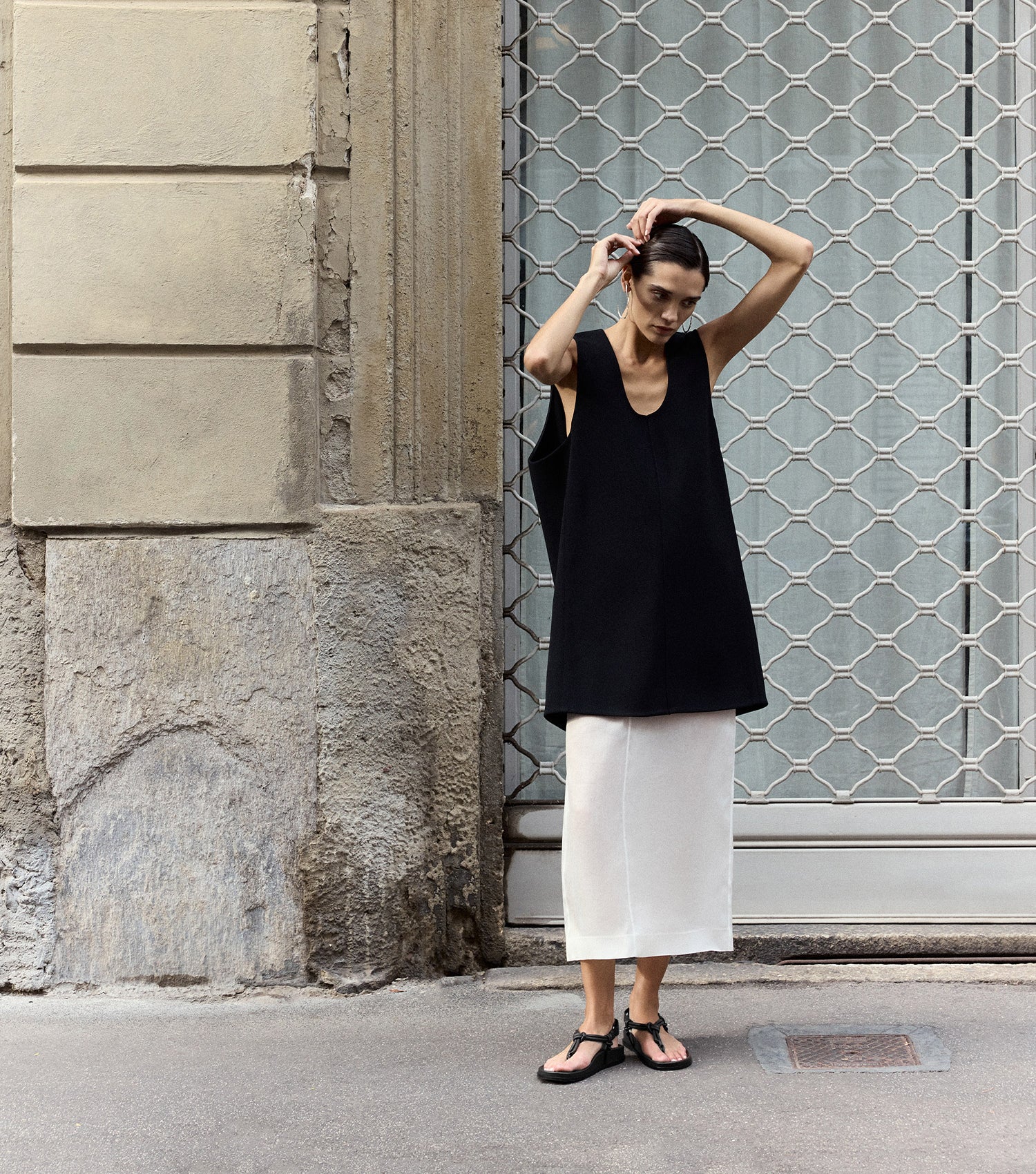 The Sporty Slingback - Black