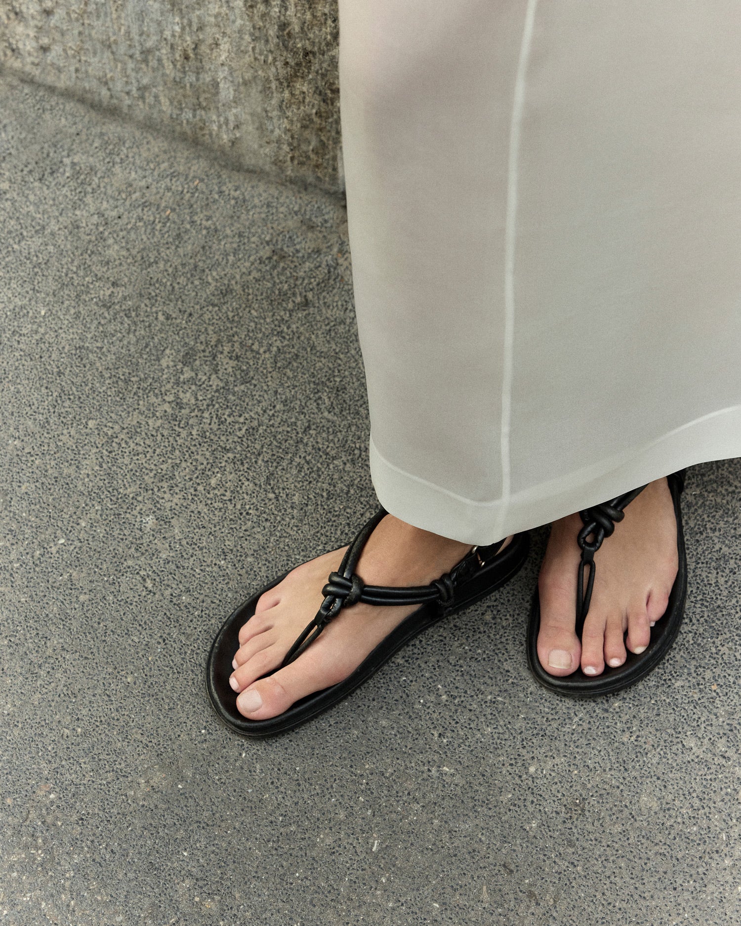 The Sporty Slingback - Black