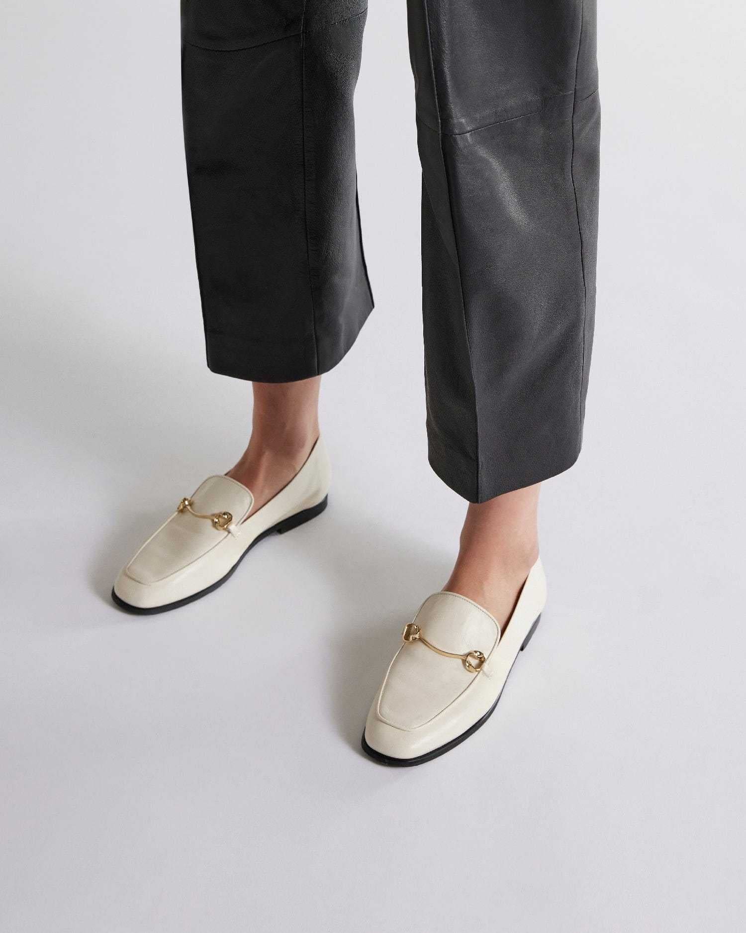 The Modern Moccasin - Butter with hardware
