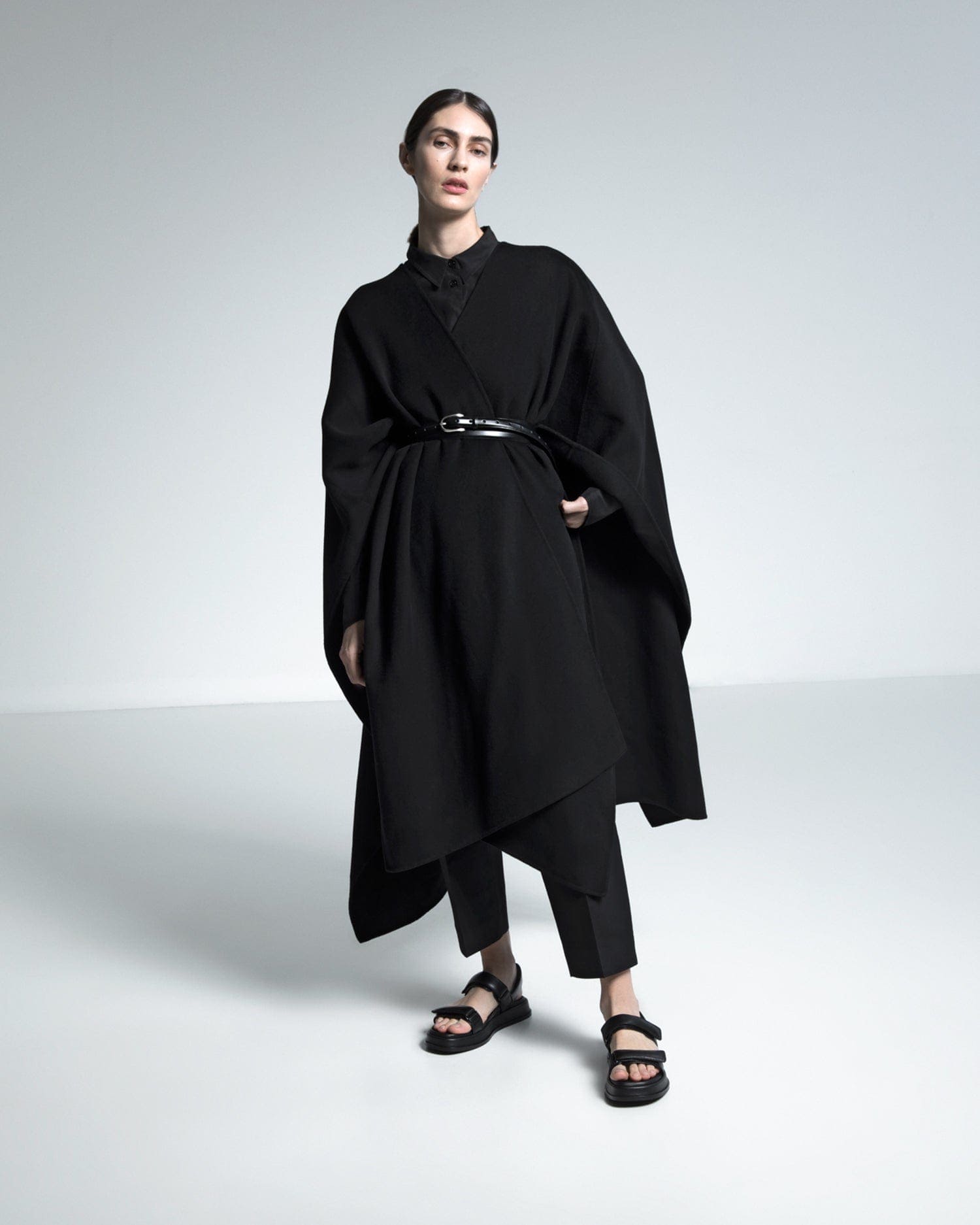 The Sporty Sandal Black