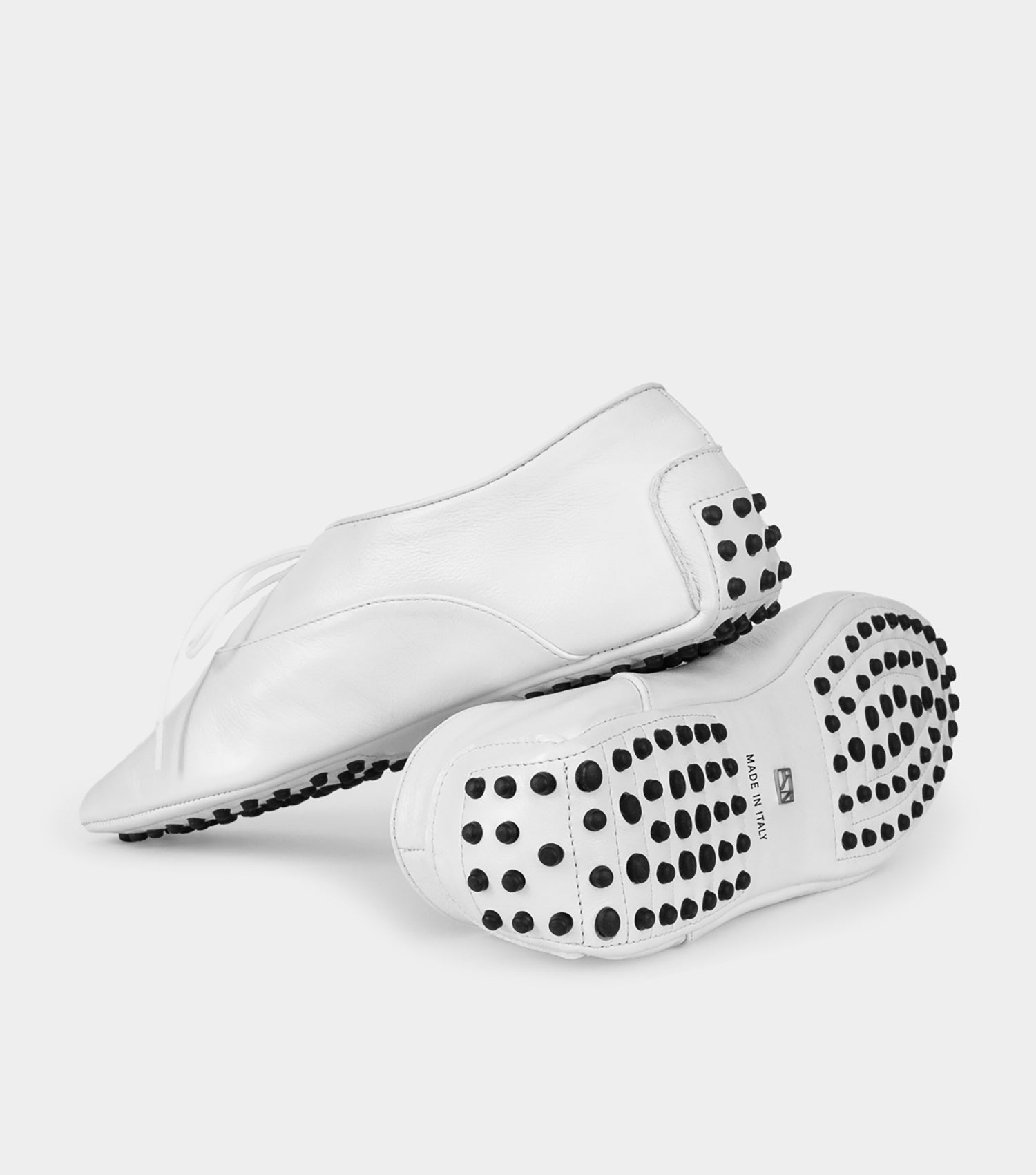 The Derby Driver - White