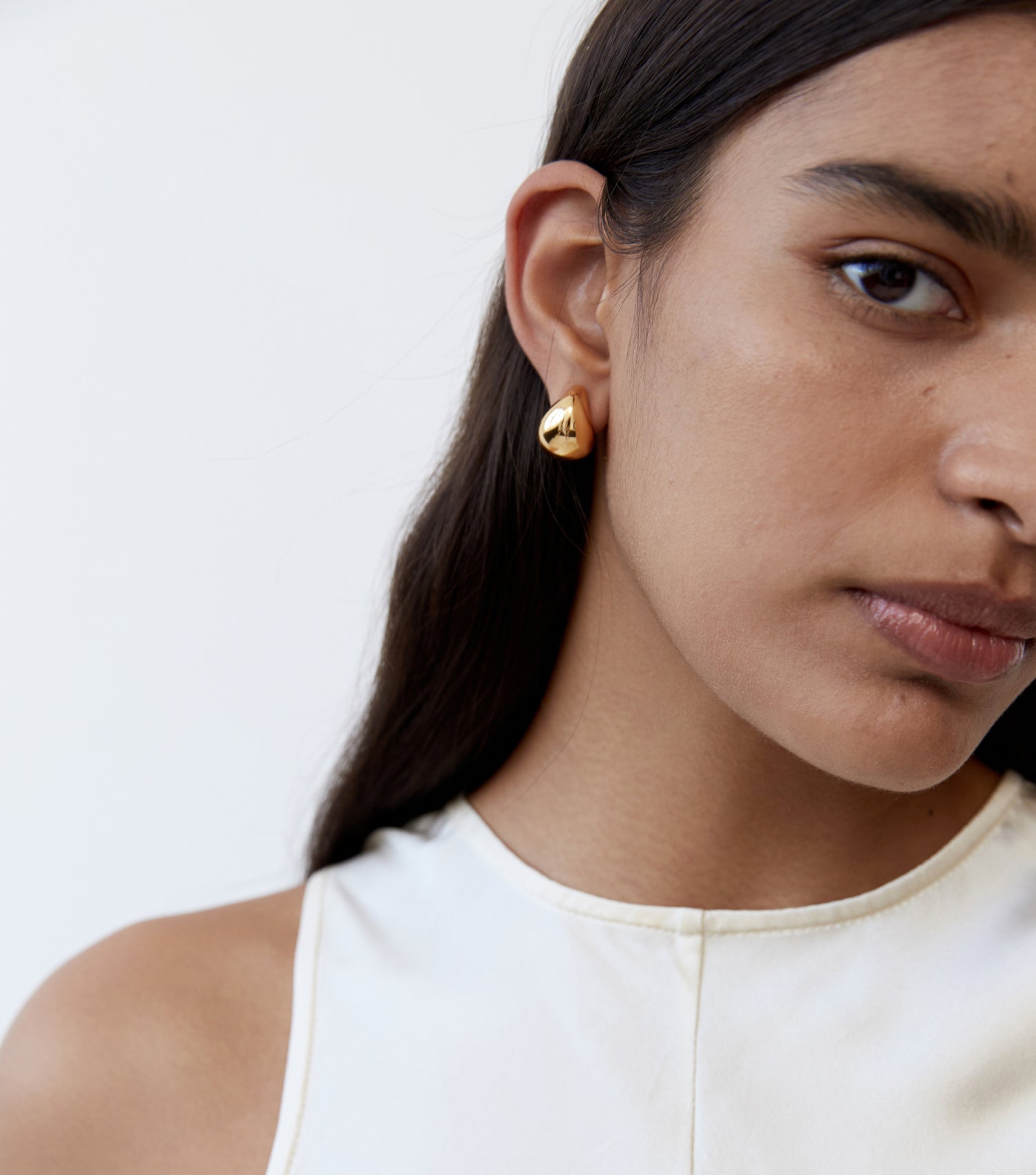 The Drop Earrings - Gold