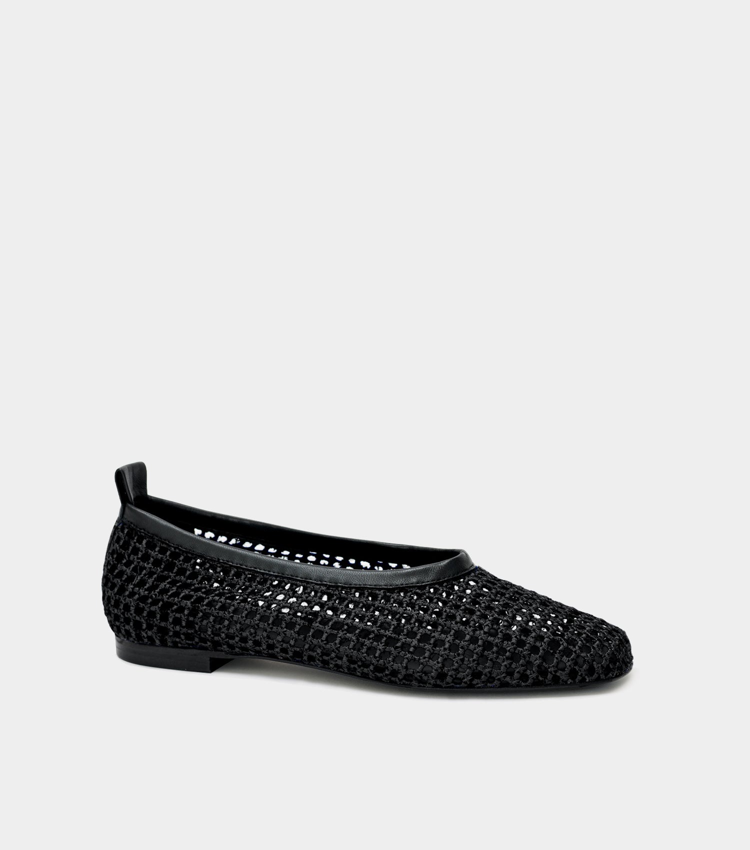 The Foundation Flat - Black Woven