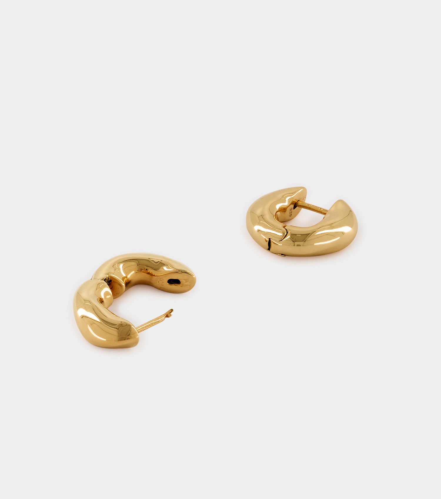The Huggie Earrings - Gold
