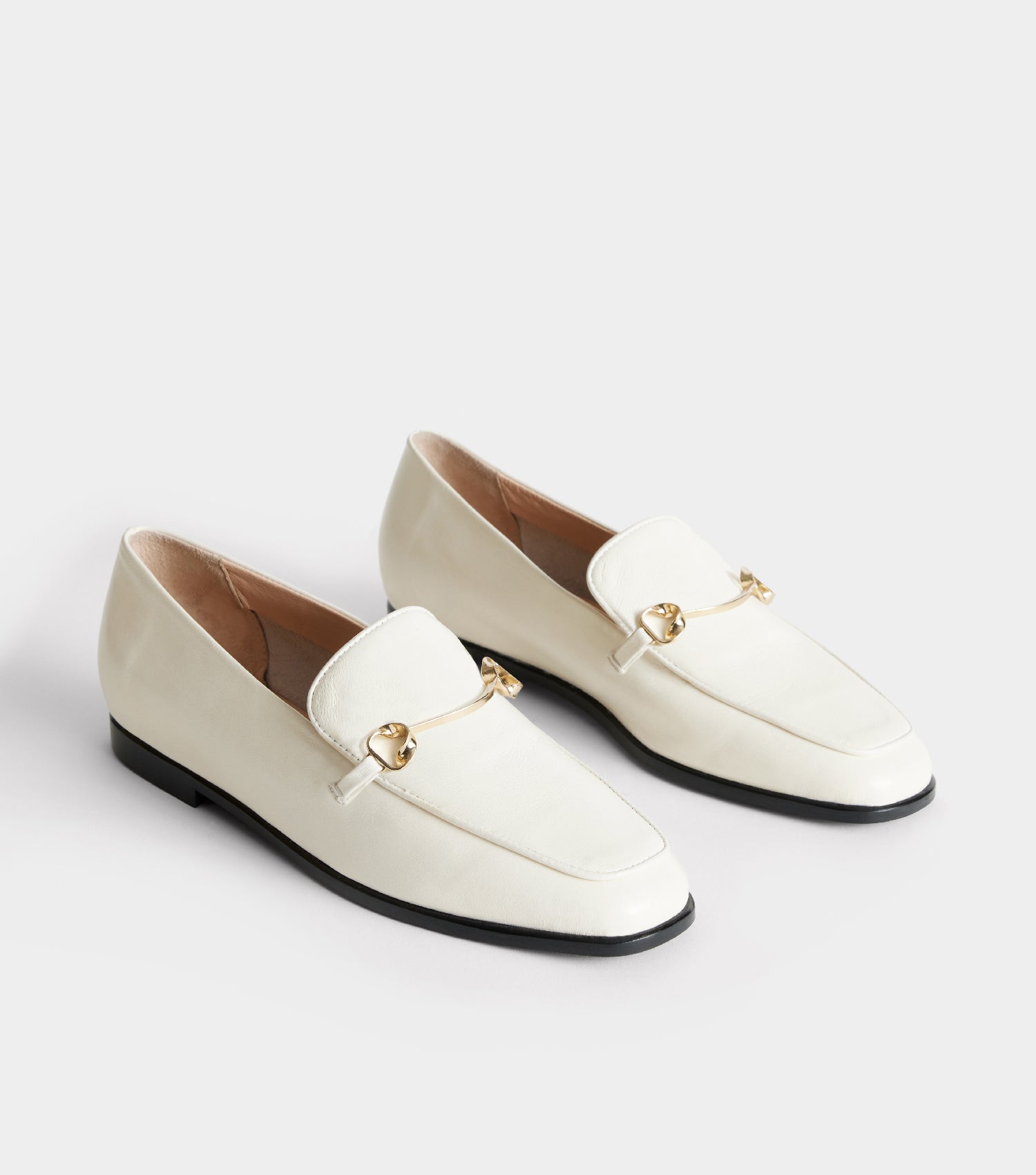 The Modern Moccasin - Butter with hardware