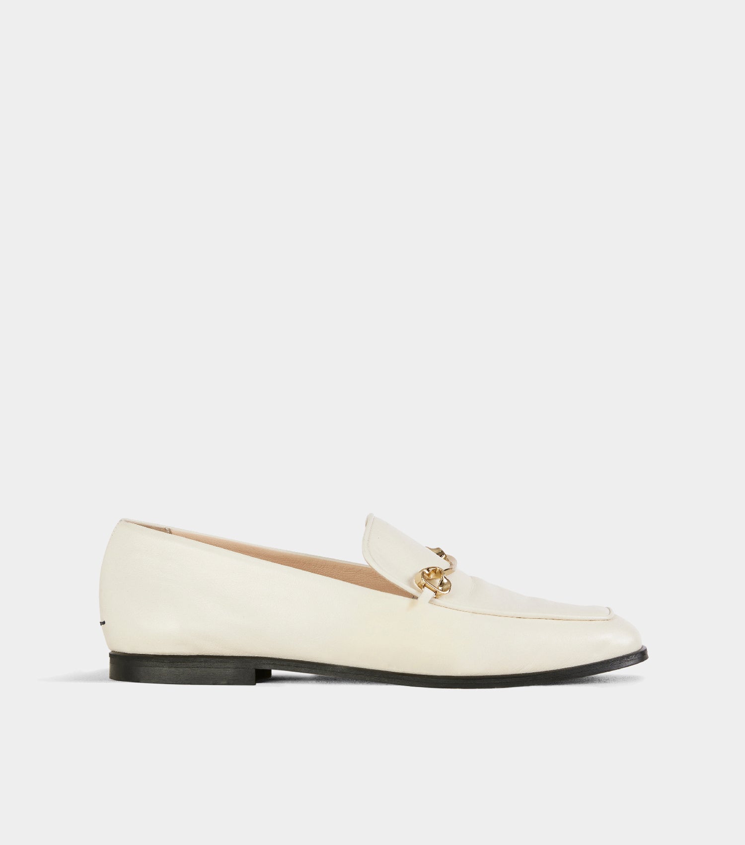 The Modern Moccasin - Butter with hardware