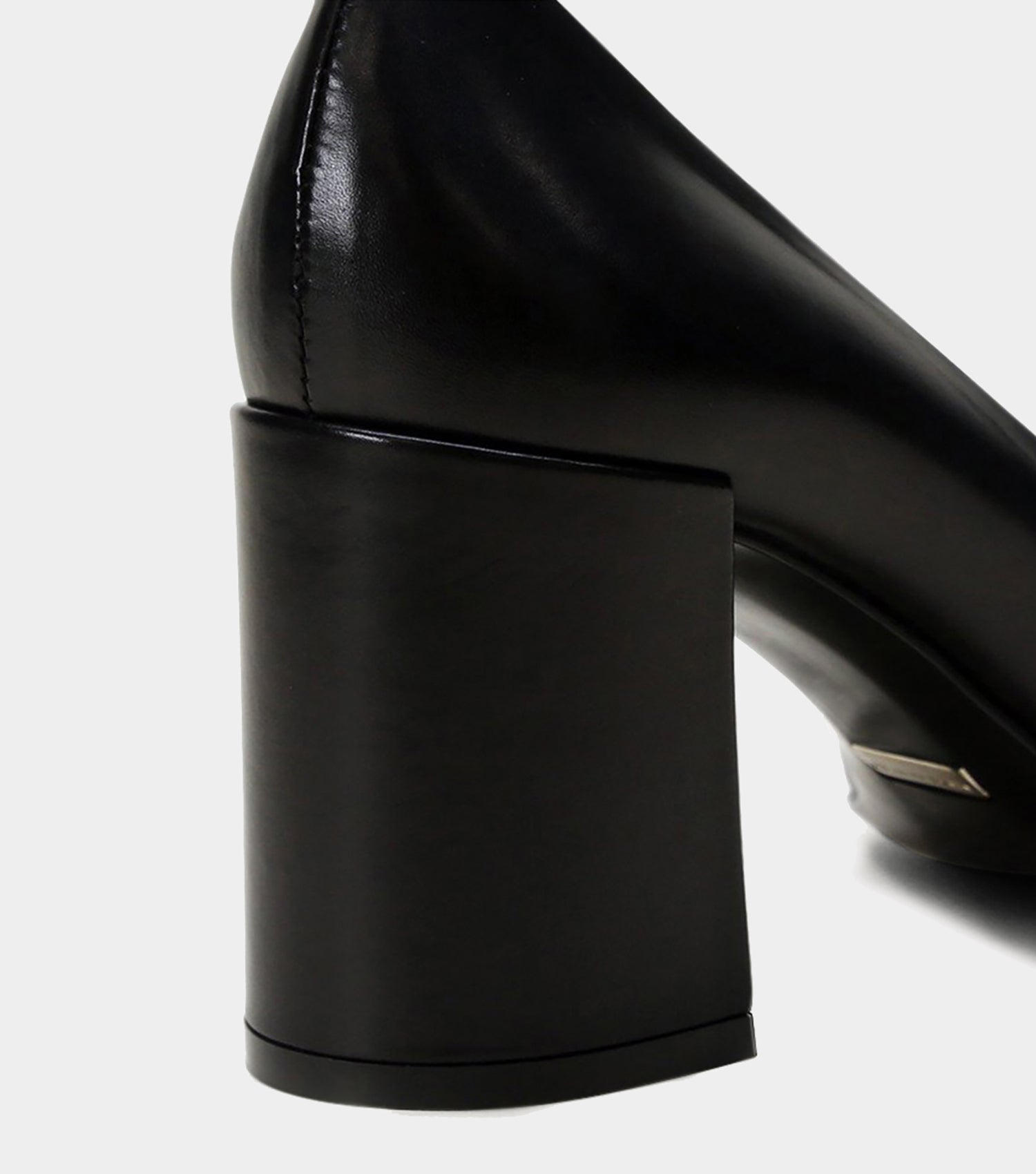 The Perfect Pump - Black