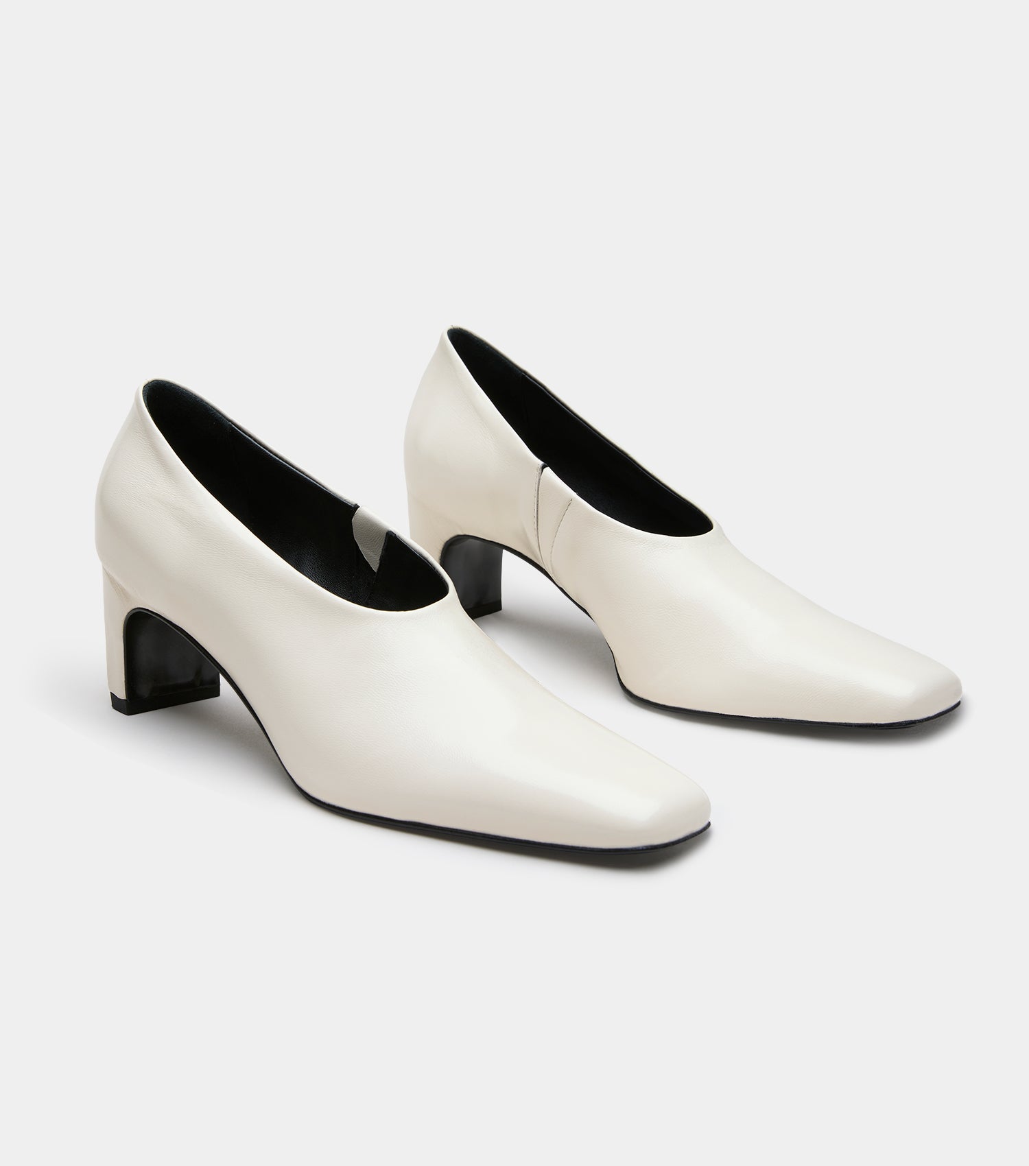 The Pump - Cream Patent