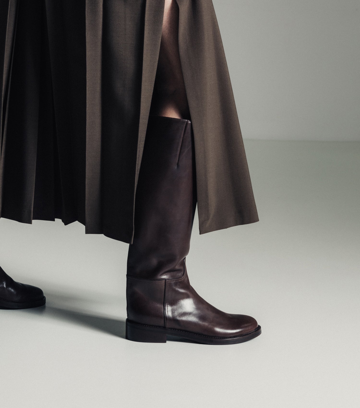 The Riding Boot - Chocolate
