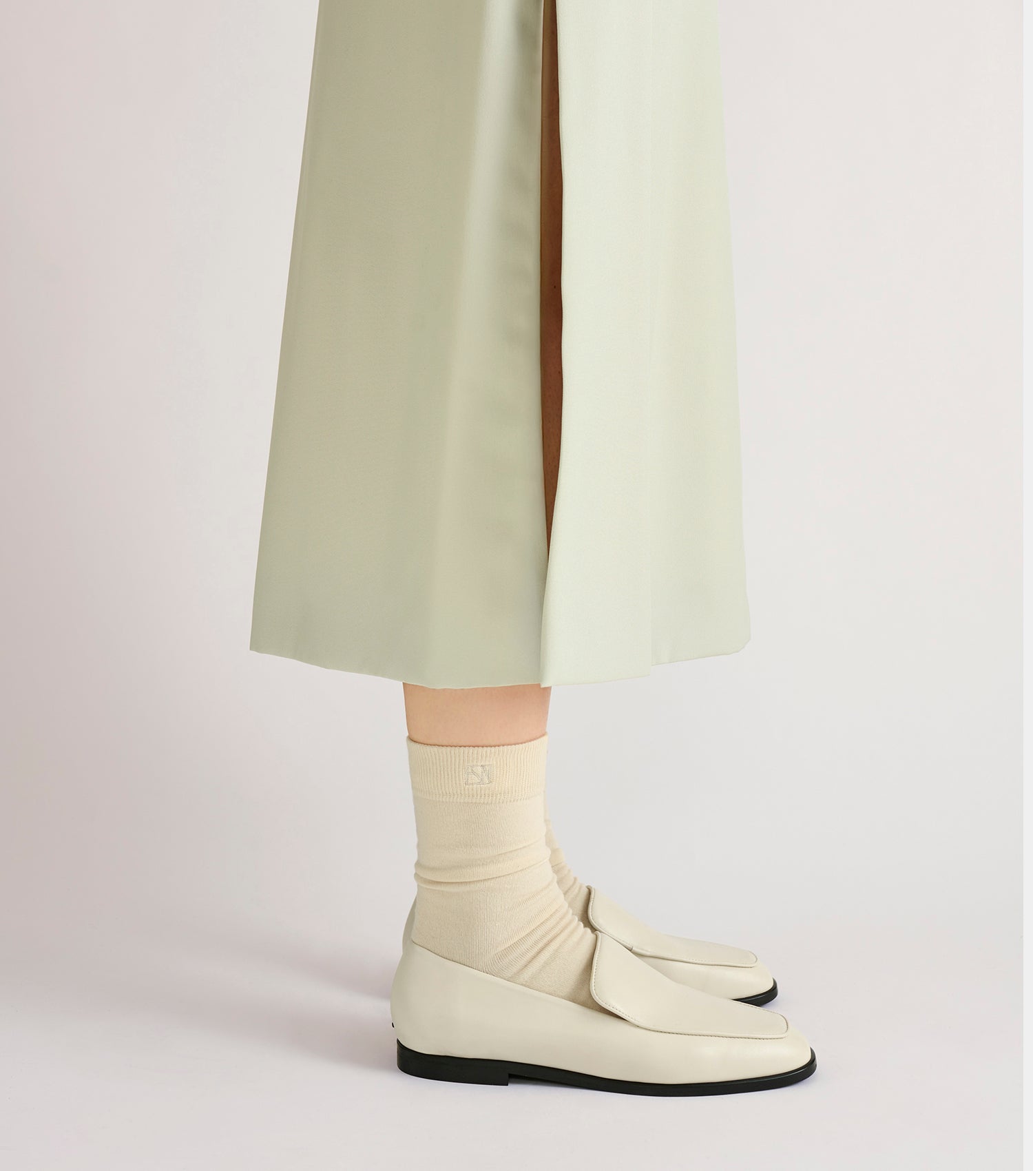 Classic Socks - Cream