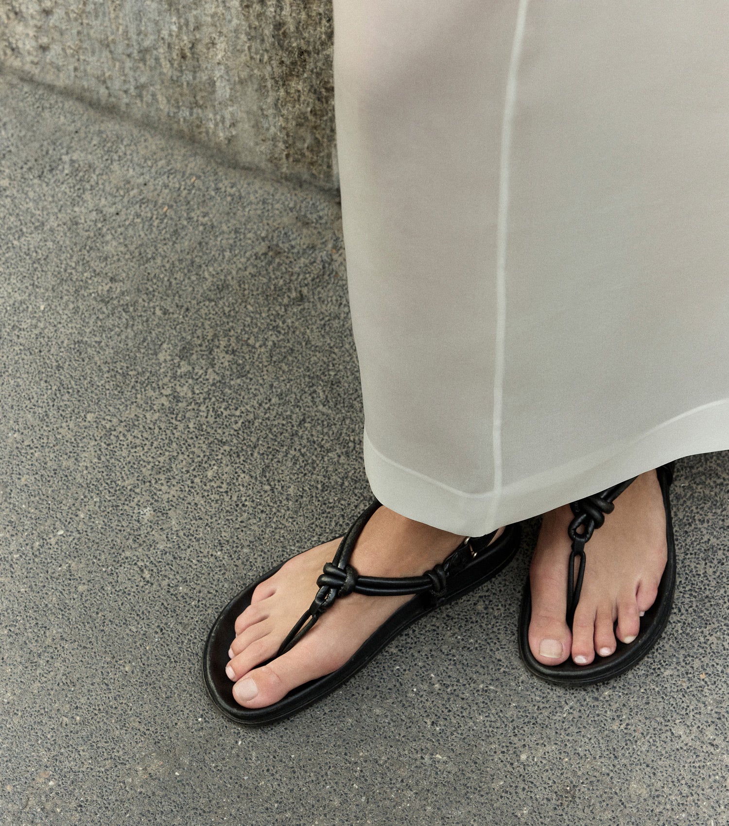 The Sporty Slingback - Black