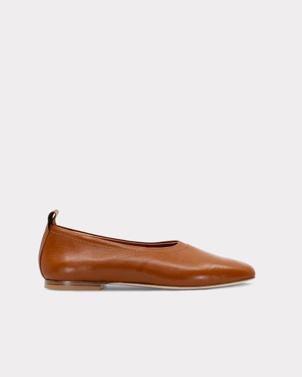 ESSĒN Shoes The Foundation Flat - Cognac