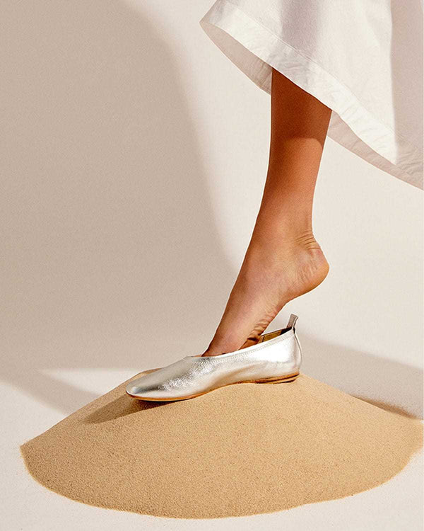 The Foundation Flat - Silver