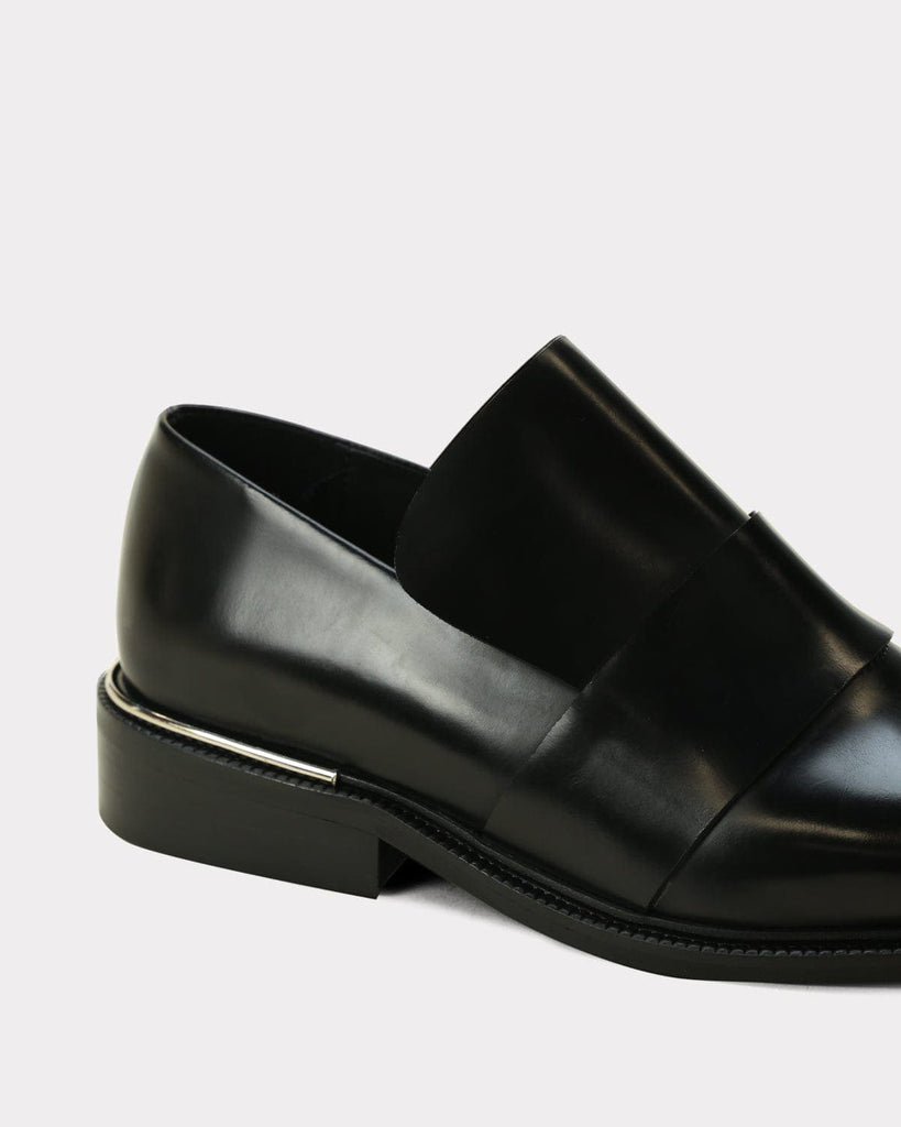 Casual Chic – The Luxe Loafer in Black – ESSEN– ESSĒN